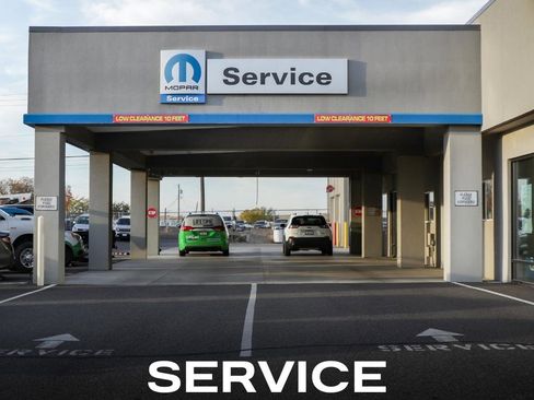 Used 2018 Jeep Wrangler Sport image 7