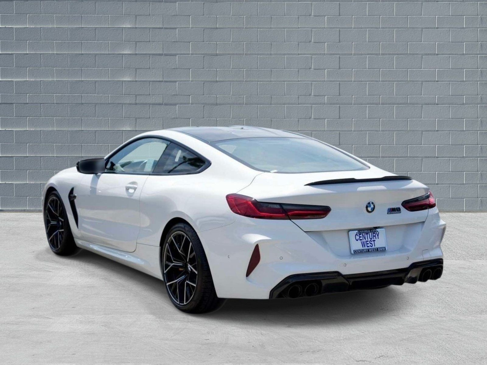 Used 2024 BMW M8 Competition w/ M Carbon Exterior Package AWD/4WD image 3