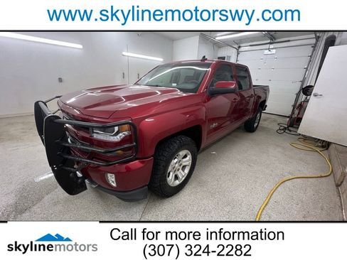Used 2018 Chevrolet Silverado 1500 LT w/ Texas Edition AWD/4WD image 1