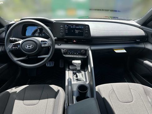 New 2026 Hyundai Elantra Sport FWD image 11