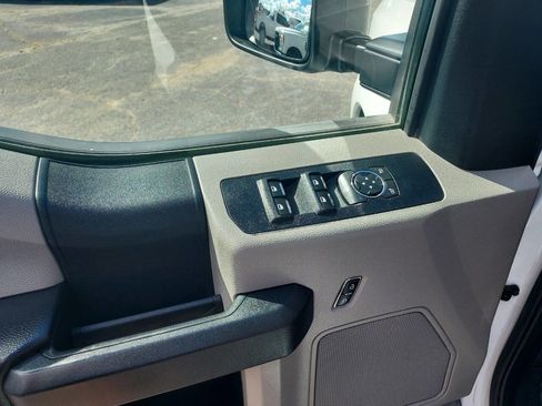 Used 2020 Ford F250 XL w/ Power Equipment Group image 21