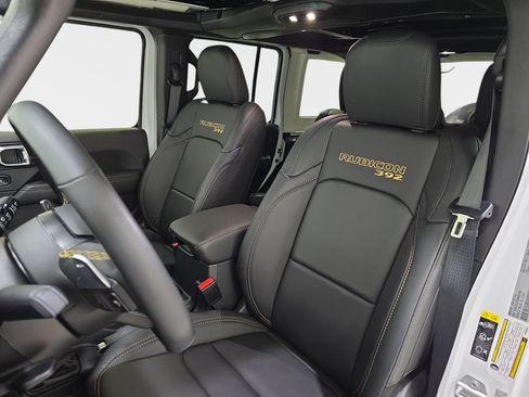 Used 2025 Jeep Wrangler Unlimited Rubicon 392 AWD/4WD image 17