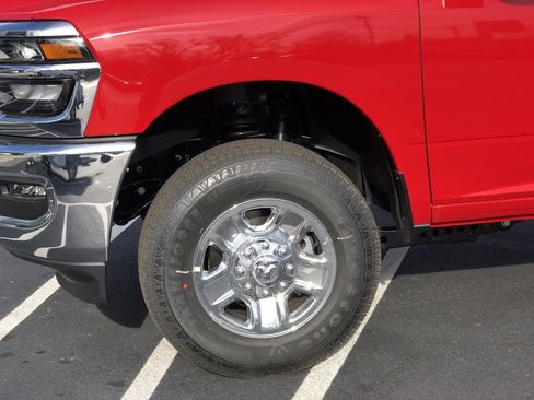 New 2026 RAM 2500 Tradesman w/ Chrome Appearance Group image 10