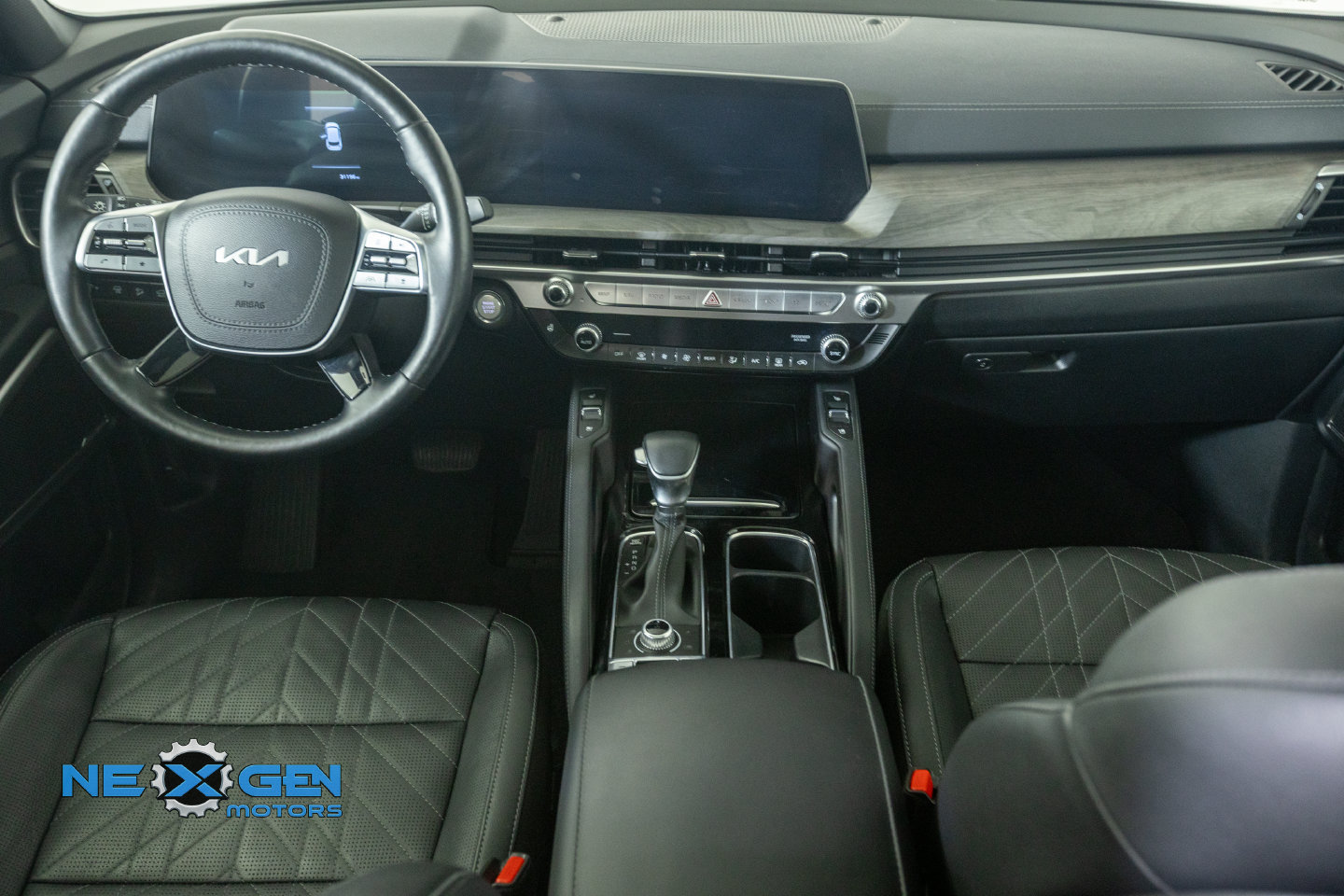 Used 2024 Kia Telluride EX X-Line AWD/4WD image 32