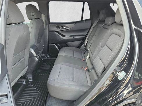 Used 2025 Chevrolet Equinox LT w/ Safety and Technology Package image 17