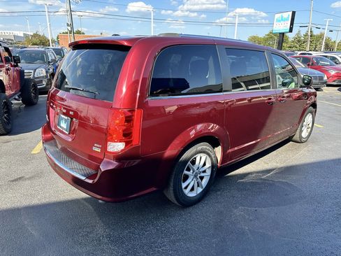 Used 2018 Dodge Grand Caravan SXT image 10
