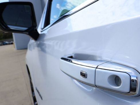 New 2026 Chevrolet Tahoe High Country AWD/4WD image 11