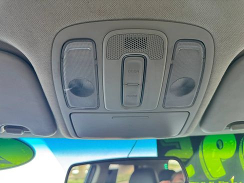 Used 2018 Kia Soul ! FWD image 16