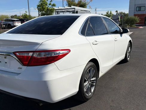 Used 2016 Toyota Camry SE FWD image 5
