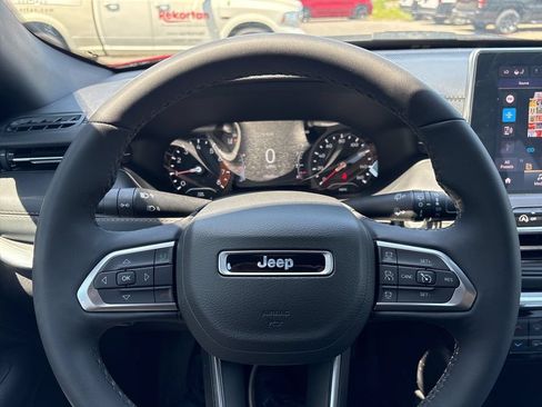 Used 2023 Jeep Compass Limited AWD/4WD image 20