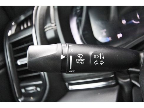 Used 2023 RAM 1500 Limited w/ Body Color Bumper Group AWD/4WD image 18