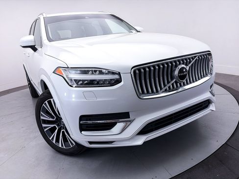 Used 2021 Volvo XC90 T8 Inscription Expression w/ Protection Package Premier AWD/4WD image 3