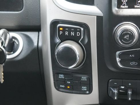 Used 2017 RAM 1500 Big Horn AWD/4WD image 24