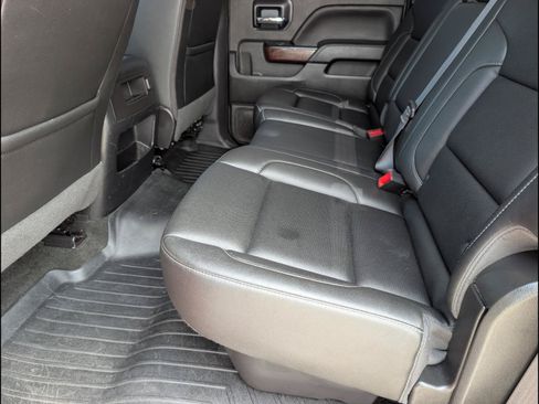Used 2018 GMC Sierra 1500 SLT AWD/4WD image 12