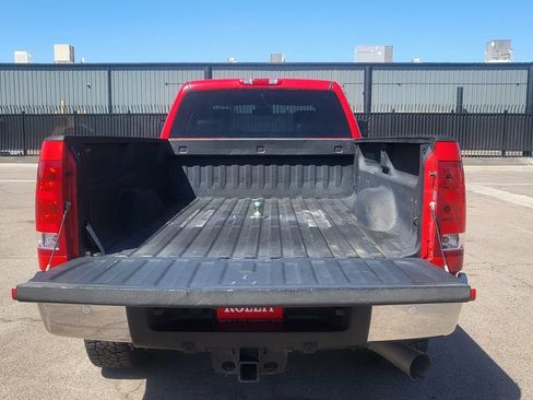 Used 2011 GMC Sierra 2500 SLT w/ SLT Convenience Package AWD/4WD image 12