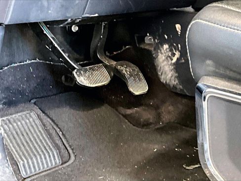 Used 2022 Ford F150 Lariat w/ Equipment Group 502A High image 22