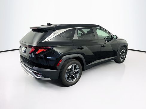 Used 2025 Hyundai Tucson SEL FWD image 9