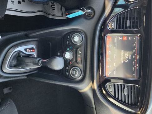 Used 2013 Dodge Dart SXT FWD image 18