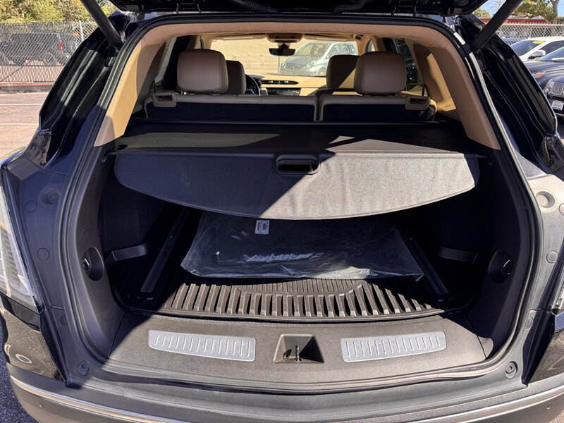 Used 2021 Cadillac XT5 Sportv w/ Platinum Package AWD/4WD image 27