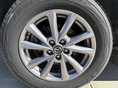 Used 2025 MAZDA CX-5 AWD 2.5 S w/ Preferred Package image 18