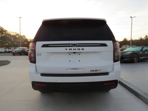 Used 2024 Chevrolet Tahoe RST w/ Luxury Package image 4