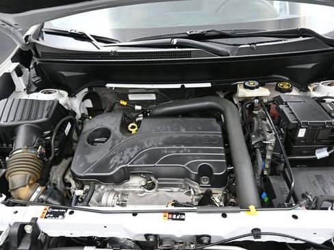 Used 2023 Chevrolet Equinox LT FWD image 30