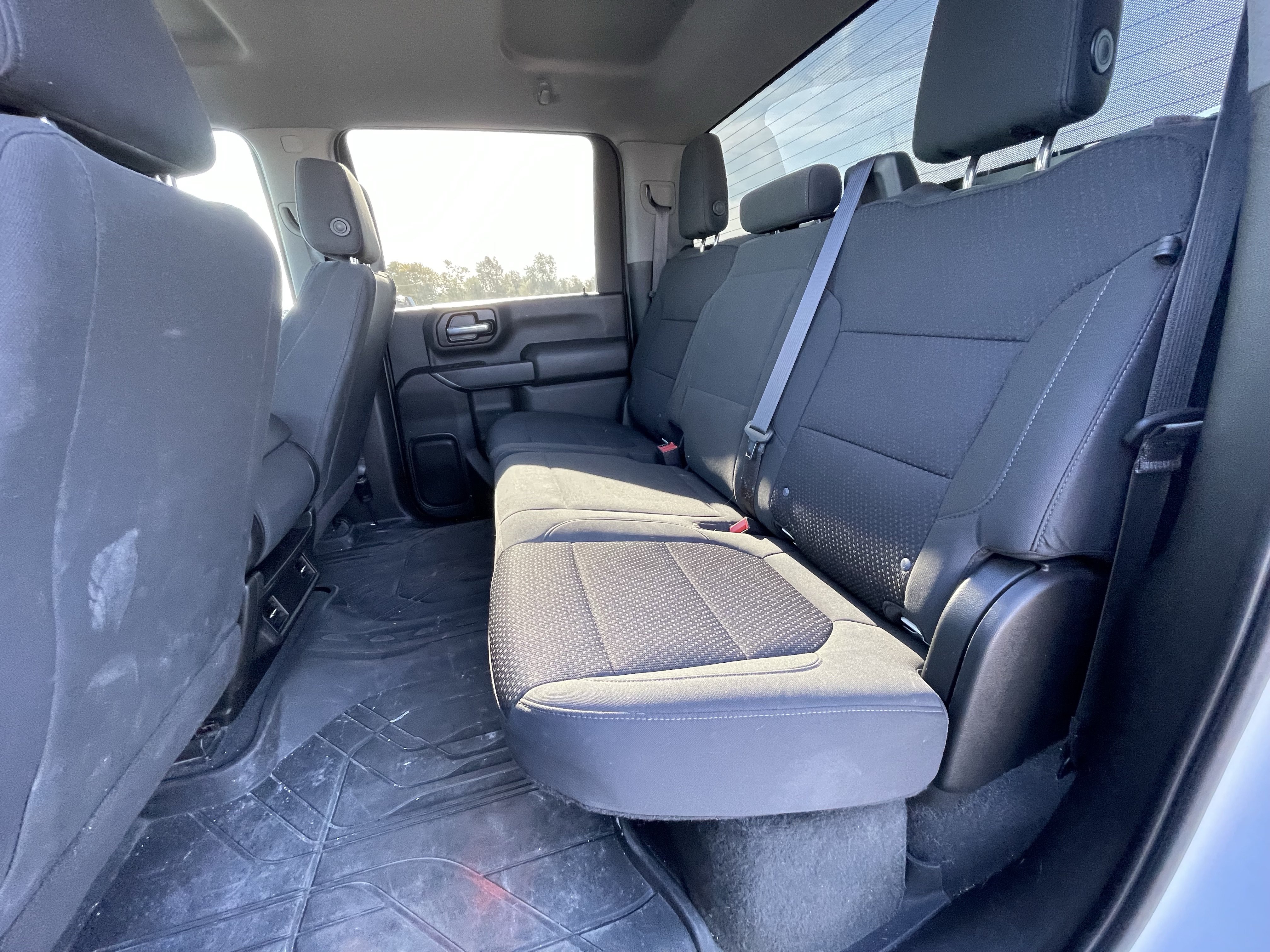Used 2021 Chevrolet Silverado 2500 Custom w/ Custom Value Package AWD/4WD image 13