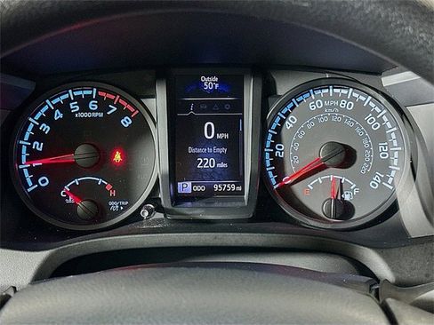 Used 2020 Toyota Tacoma SR image 13