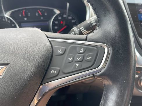 Used 2020 Chevrolet Equinox Premier FWD image 23