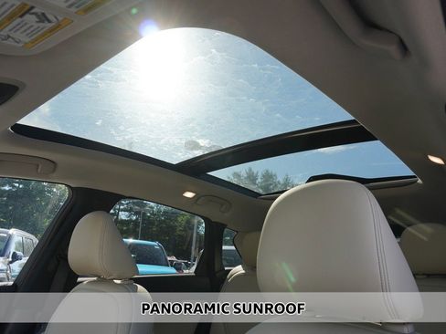 Used 2022 INFINITI QX50 Luxe image 3