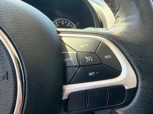 Used 2021 Jeep Renegade Trailhawk w/ Sun & Sound Group AWD/4WD image 28