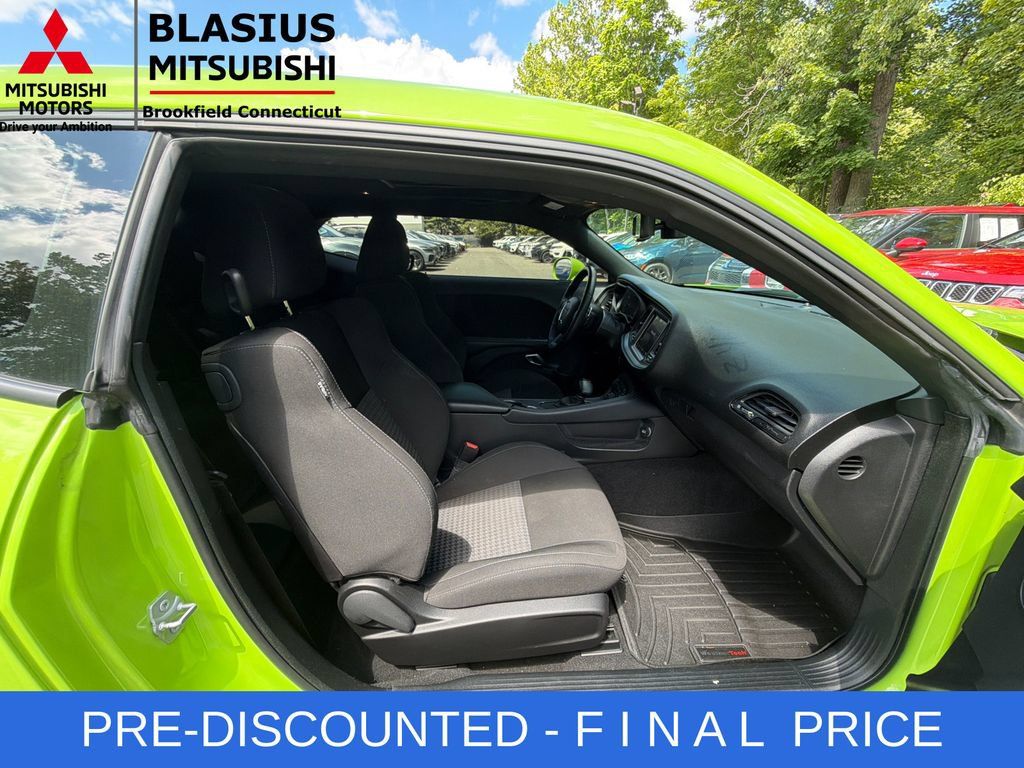 Used 2023 Dodge Challenger R/T w/ Blacktop Package RWD image 30