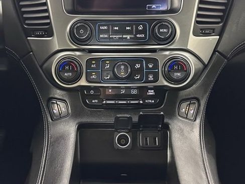 Used 2016 Chevrolet Tahoe LT image 20