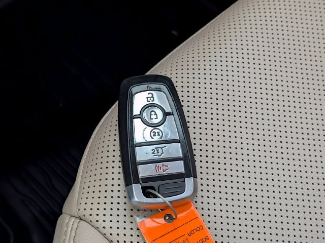 Certified 2022 Ford Escape SEL w/ Technology Package AWD/4WD image 34