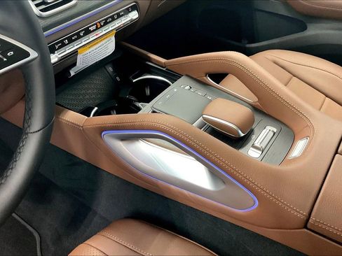New 2026 Mercedes-Benz GLS 450 4MATIC image 7