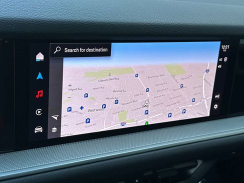 Used 2025 Porsche Cayenne image 22