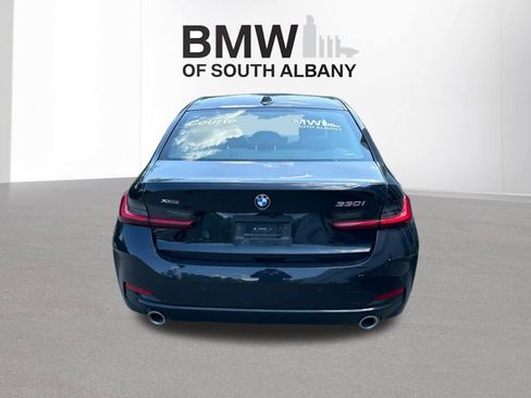 Used 2026 BMW 330i xDrive Sedan w/ Premium Package AWD/4WD image 4