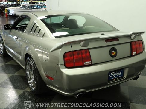 Used 2008 Ford Mustang GT RWD image 8