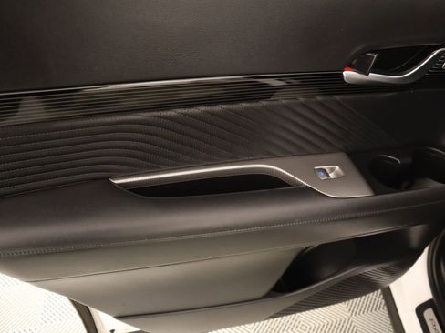 Used 2023 Hyundai Palisade Calligraphy image 18