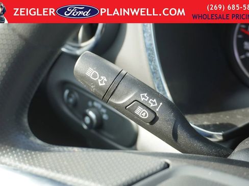 Used 2024 Chevrolet Blazer LT w/ Convenience Package image 28