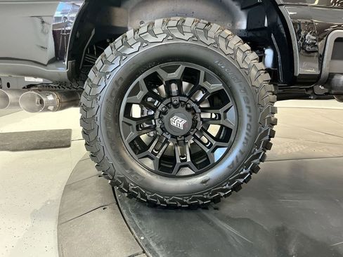 New 2025 Ford F250 Lariat w/ Lariat Ultimate Package image 10