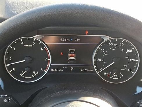 Used 2024 Nissan Rogue SV image 20