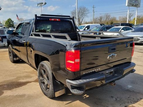 Used 2018 Chevrolet Silverado 1500 Custom w/ Custom Convenience Package AWD/4WD image 5