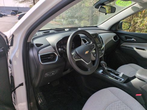 Used 2023 Chevrolet Equinox LS w/ Driver Confidence II Package image 19