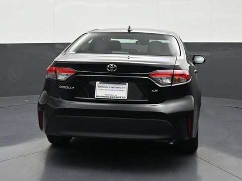 Used 2024 Toyota Corolla LE FWD image 4