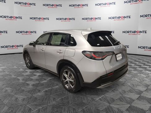 Used 2023 Honda HR-V EX-L image 4