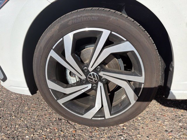 Certified 2026 Volkswagen Jetta SEL FWD image 9