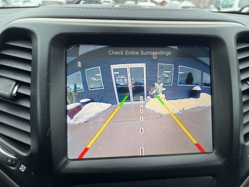 Certified 2016 Jeep Cherokee Limited image 25