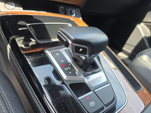 Used 2022 Audi Q5 2.0T Premium Plus image 26