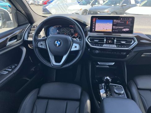 Used 2023 BMW X4 xDrive30i w/ Convenience Package AWD/4WD image 7